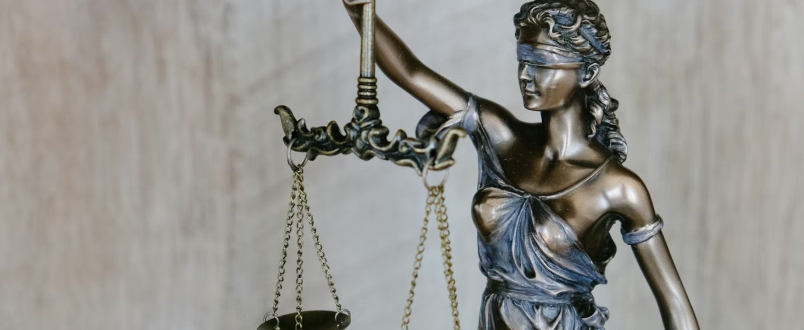 Hukuk Bürosu Web Sitesi: Ekip Gücünüzü ve Uzmanlığınızı Öne Çıkarın